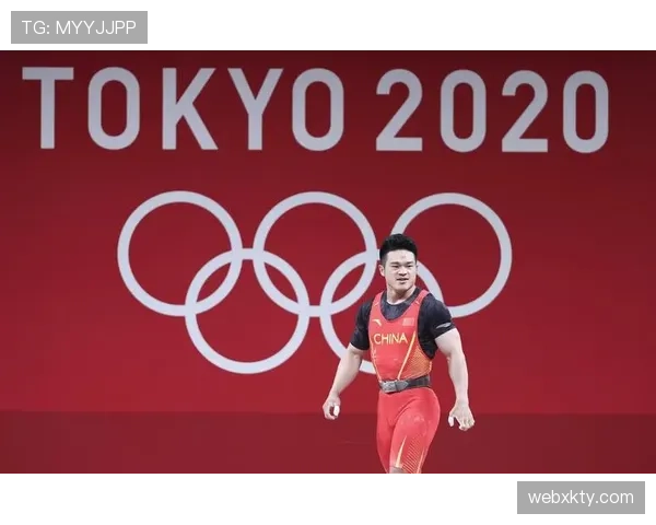 刷到石智勇的日常照，瞬间觉得运动员和咱们之间隔着好几个世界